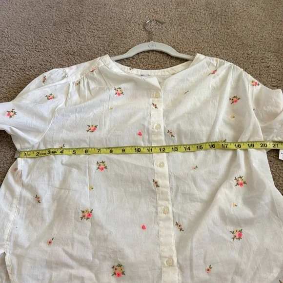 NWT Old Navy Floral Embroidered Peasant Blouse - Poetcore Romantic- size Medium - Picture 5 of 8